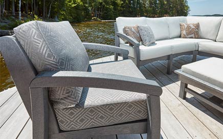 The Bay Breeze Coastal Collection Outdoor Dock Set