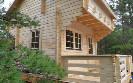 The Temagami Attic Bunkie Outside